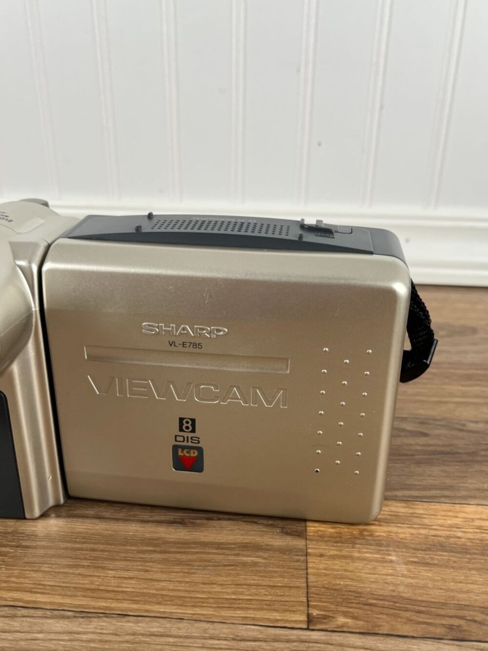 Sharp VL-E785 Viewcam Camcorder Camera & Accessories Tapes TESTED NO BATTERY CHA - Picture 12 of 16